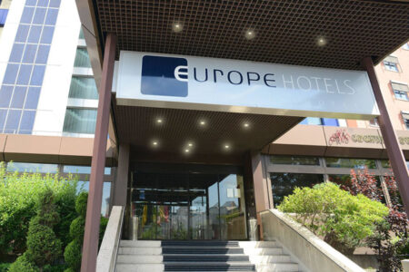 Eingangsbereich Europ Kongresshotel Stuttgart