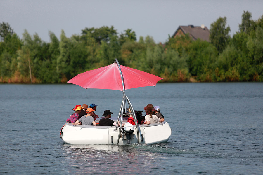 Donut fährt auf der Xantener Südsee